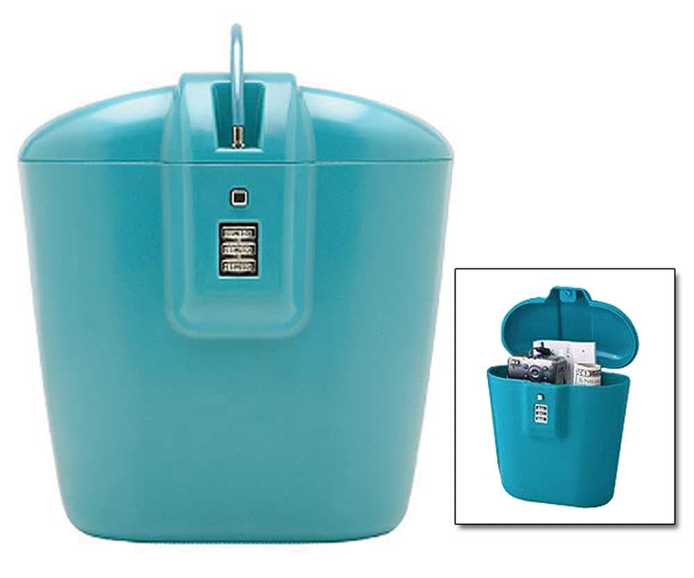 Travel Vault Color: Aqua