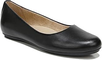 Naturalizer Maxwell Womens Leather Flat Loafers Walking Shoes for All-Day Comfort Wide Fit