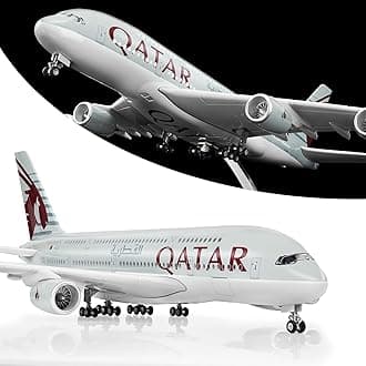 1:160 Scale Large Model Airplane Qatar A380 Plane Models Diecast Airplanes with LED Light for Collection or Gift