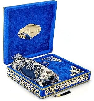 ihvan online Luxury Islamic Prayer Velvet Covered Gift Box, Deluxe 4 Piece Set with Elegant Velvet Covered Quran & Prayer Beads Tesbih & Prayer Rug, Ramadan & Eid Gift, Navy Blue