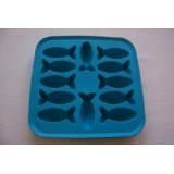 IKEA PLASTIS "FISH" ICE CUBE TRAY